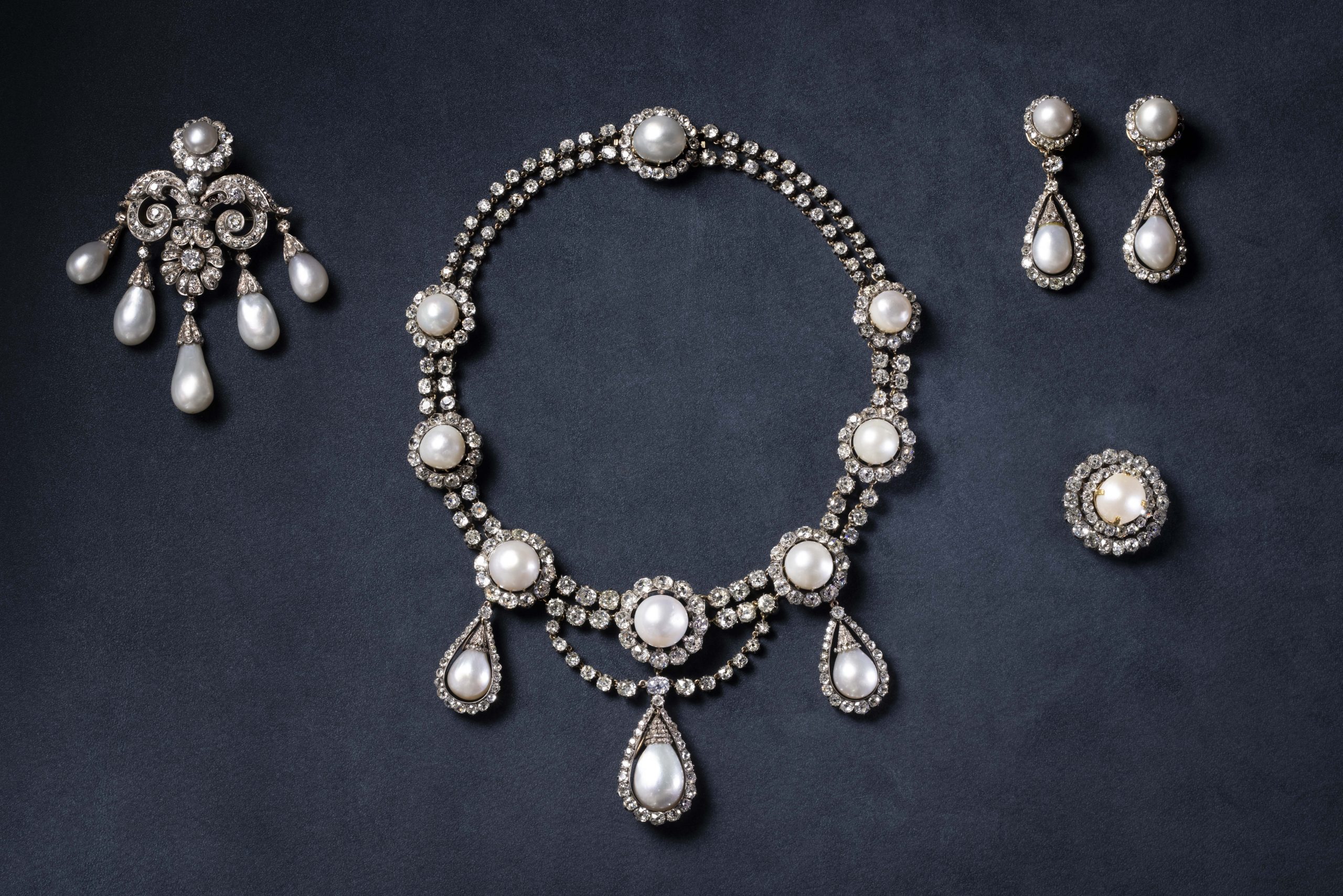 En dronnings smykkeskrin | Amalienborgmuseet | Kongernes